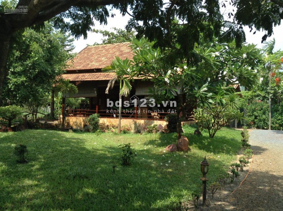 Chính chủ cần bán gấp giá tốt biệt thự vườn 3900m2 Ngay trung tâm Quận 2