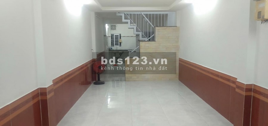 Bán gấp Nhà Phạm Văn Chiêu phường 12 dt 38m2 2 lầu giá bán 3.2 tỷ