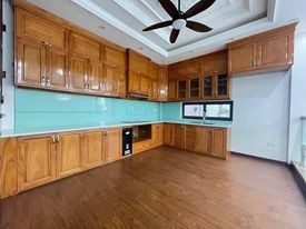Bán nhà 62m2, ngõ thông xuân đỉnh, 4 tầng, giá 5.4 tỷ, liên hệ 0983753389