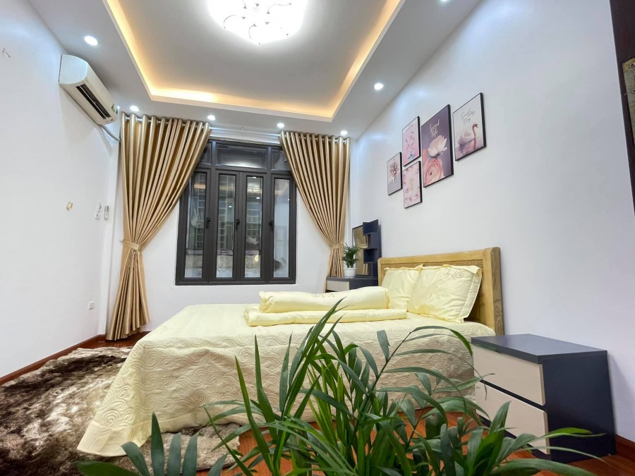 Hàng hiếm sài đồng diện tích 77m2, 3 tầng, mt 3,7m giá bán 3 tỷ 7 chốt ngay