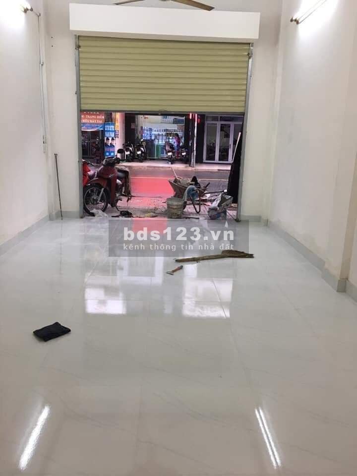 Nhà mặt tiền KD Đồng Đen Tân Bình 52m2 ( 4x13m ) giá bán chỉ 5tỷ5