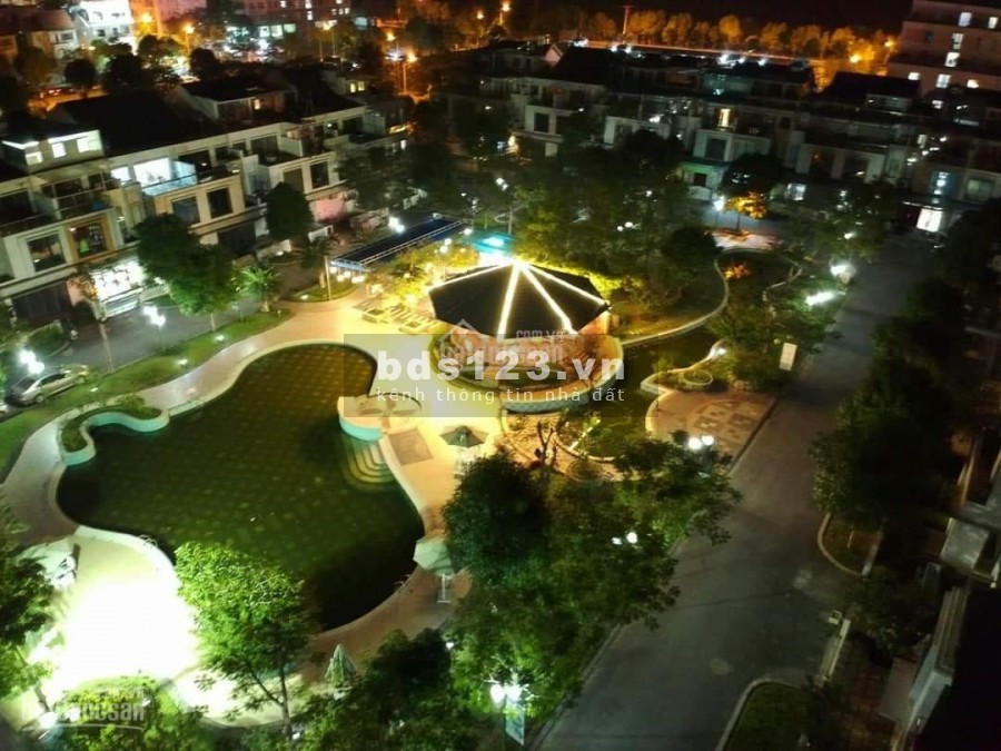 Bán biệt thự khu đô thị Đặng Xá, giá chỉ từ 10.2 tỉ, đã có sỏ, nhận nhà ở ngay, ck 5% LH: 0972193700