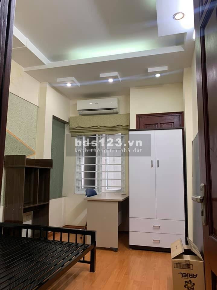 Nhà Đẹp long lanh mặt ngõ 255 Nguyễn Khang 45m 5t 4 ngủ giá nhỉnh 4 tỷ