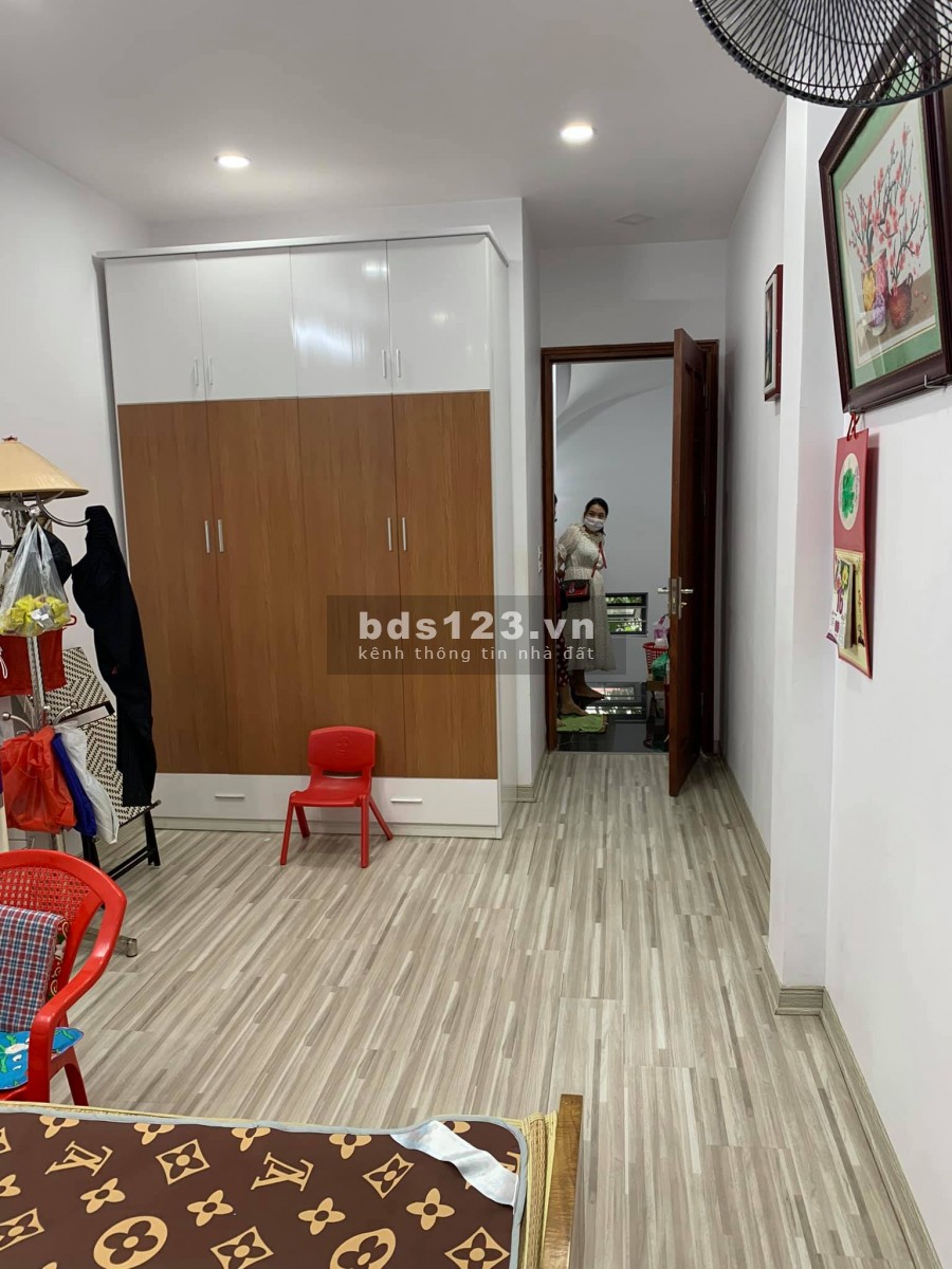 Nhà dân xây Minh Khai, 30m ra ô tô, an sinh đỉnh, sổ nở hậu DT 32m2 Nhỉnh 2 tỷ