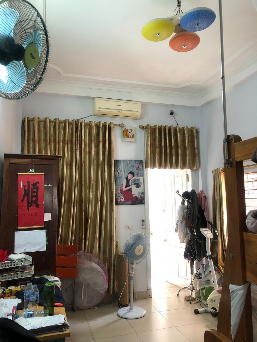 Trung tâm Đống Đa vị trí đẹp lô góc 20m ra phố giá bán chỉ 3.85 tỷ