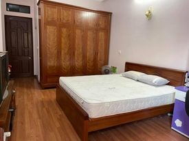Chính chủ cho thuê nhà Yên Hòa, Cầu giấy. Dt: 40m x 5 tầng