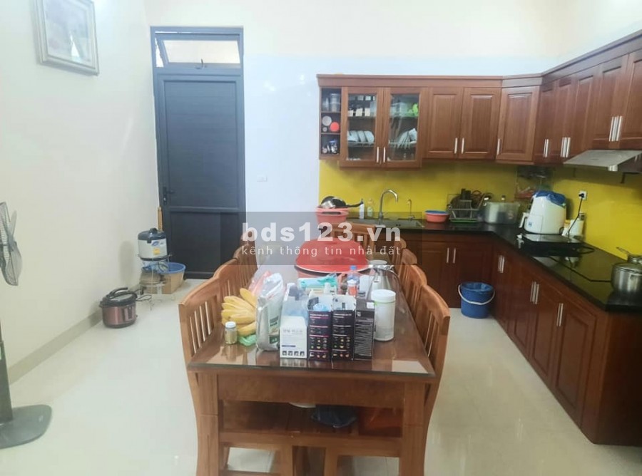 Bán nhà phân lô, có gara ô tô Hoàng Quốc Việt, Nghĩa Tân, Cầu Giấy dt 40m2 giá 5.09 tỷ