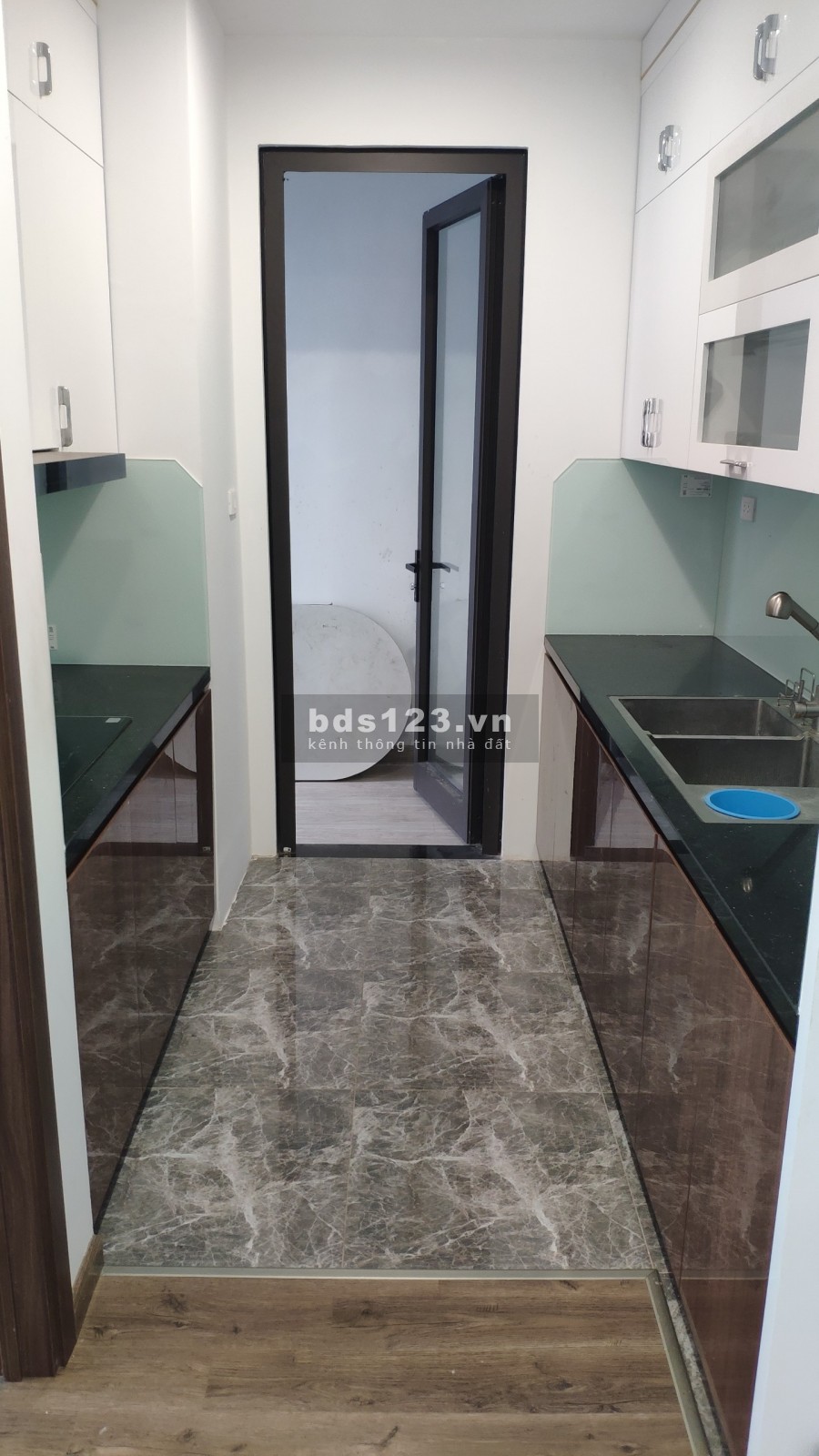 Cho thuê căn hộ cao cấp 3PN Green Pearl 378 Minh Khai đồ cơ bản