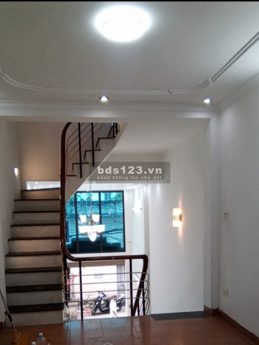Nhà đẹp phố Văn Phú, Hà Đông, ở ngay, gara ô tô kinh doanh giá chỉ 4.75 tỷ