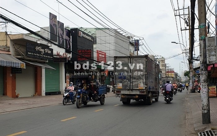 Cần bán MT KD sầm uất đường Âu Cơ P.10 Tân Bình 5 tầng giá bán 9.7 tỷ