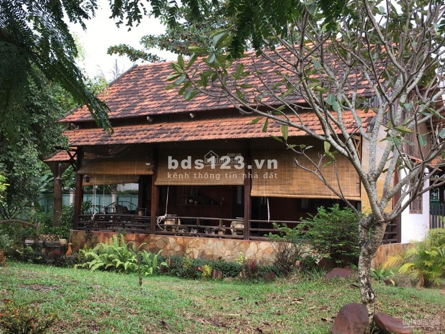 Chính chủ cần bán gấp giá tốt biệt thự vườn 3900m2 Ngay trung tâm Quận 2