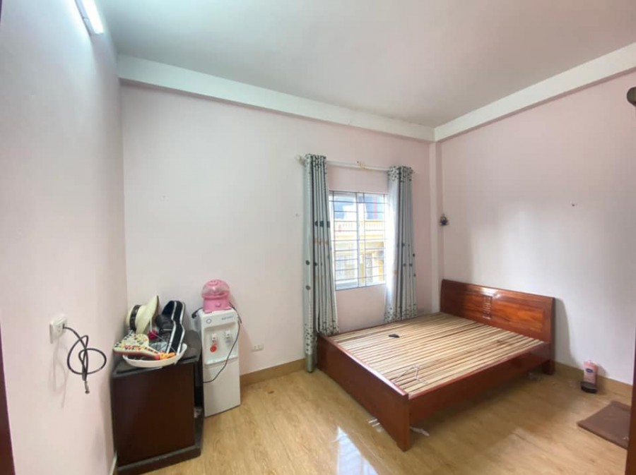 Rẻ hiếm Xuân Đỉnh BTL Ô tô tải qua nhà 40m2, 4 tầng mt 8,3 m mà giá chỉ 3,3 tỷ