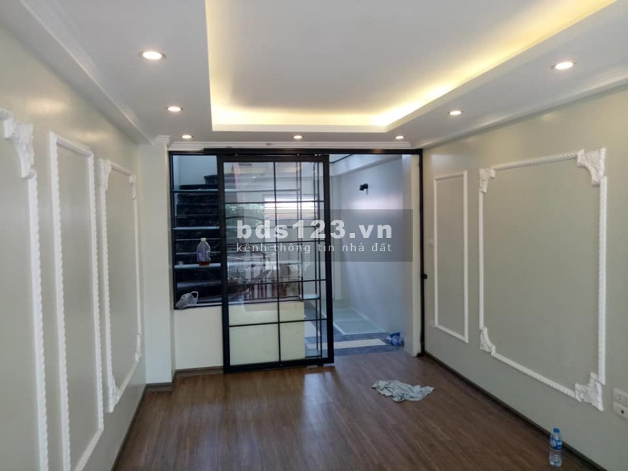 Lô góc Nhân Hòa Quận Thanh Xuân mt 5m 6 tầng mới ở ngay ô tô giá thương lượng