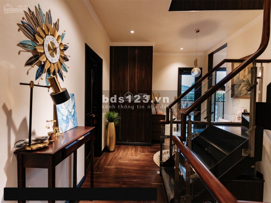 Chính chủ cần bán Căn villa độc nhất vô nhị siêu đẹp tại Quận 2 594m2 có 6pn