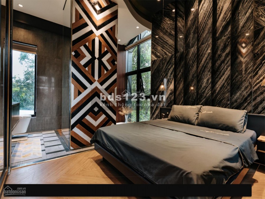 Chính chủ cần bán Căn villa độc nhất vô nhị siêu đẹp tại Quận 2 594m2 có 6pn