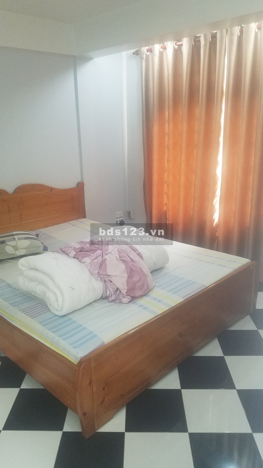 Bán nhà Cát Linh, 22m2x6 tầng, ngõ nông gần phố, giá. bán 2.2 tỷ