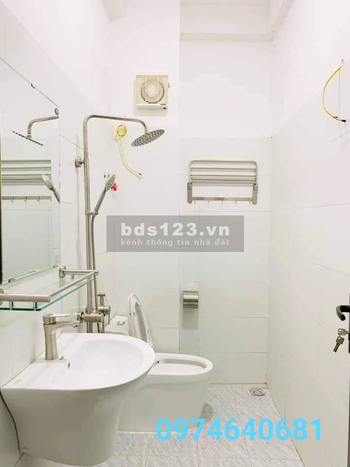 Bán đất Bồ Đề - Long Biên nhà hiếm, an sinh đỉnh, mt 11m2 giá nhỉnh 2 tỷ