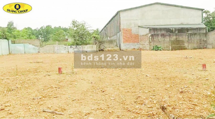 Bán nhanh lô đất trung tâm thị xã Quảng Trị, giá bán 798 triệu. lhcc, hướng Bắc