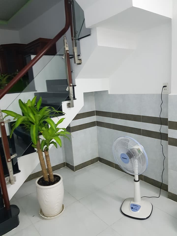 Hẻm 1 một xẹt khu dân Trí Cao, Hồ Biểu Chánh, 35m2, 4 tầng, 5.5 tỷ