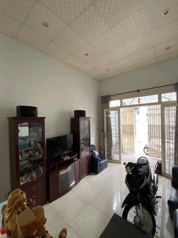 Khu Toàn Nhà Cao Tầng, Hẻm 1/ Huỳnh Văn Bánh, diện tích 35m2, giá 5.5 tỷ