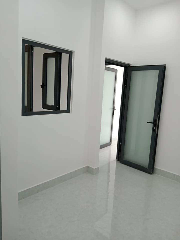 Nội Thất Đẹp, Ở Ngay, Hẻm 1/ Trần Huy Liệu, nhà rộng thoáng 35m2, giá 5.5 tỷ
