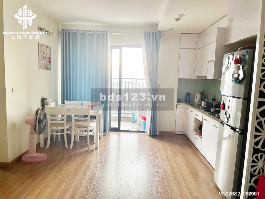 Cần bán 3 căn hộ chính chủ 2 ngủ Central Point 219 Trung Kính, giá chỉ 2.8 tỷ