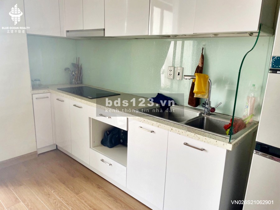 Cần bán 3 căn hộ chính chủ 2 ngủ Central Point 219 Trung Kính, giá chỉ 2.8 tỷ