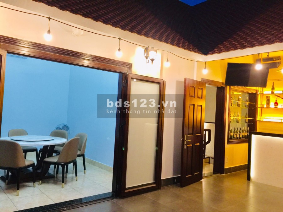 Biệt Thự 120m2 lô góc 3 mặt cực lý tưởng, Chủ để lại toàn bộ nội thất ngoại nhập