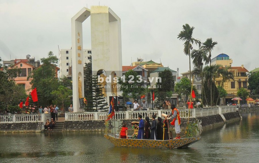 Bán đất ngõ 259 hồ Phú Diễn, giá bán 2.x tỷ, Ngõ rộng trên 3m, 56m
