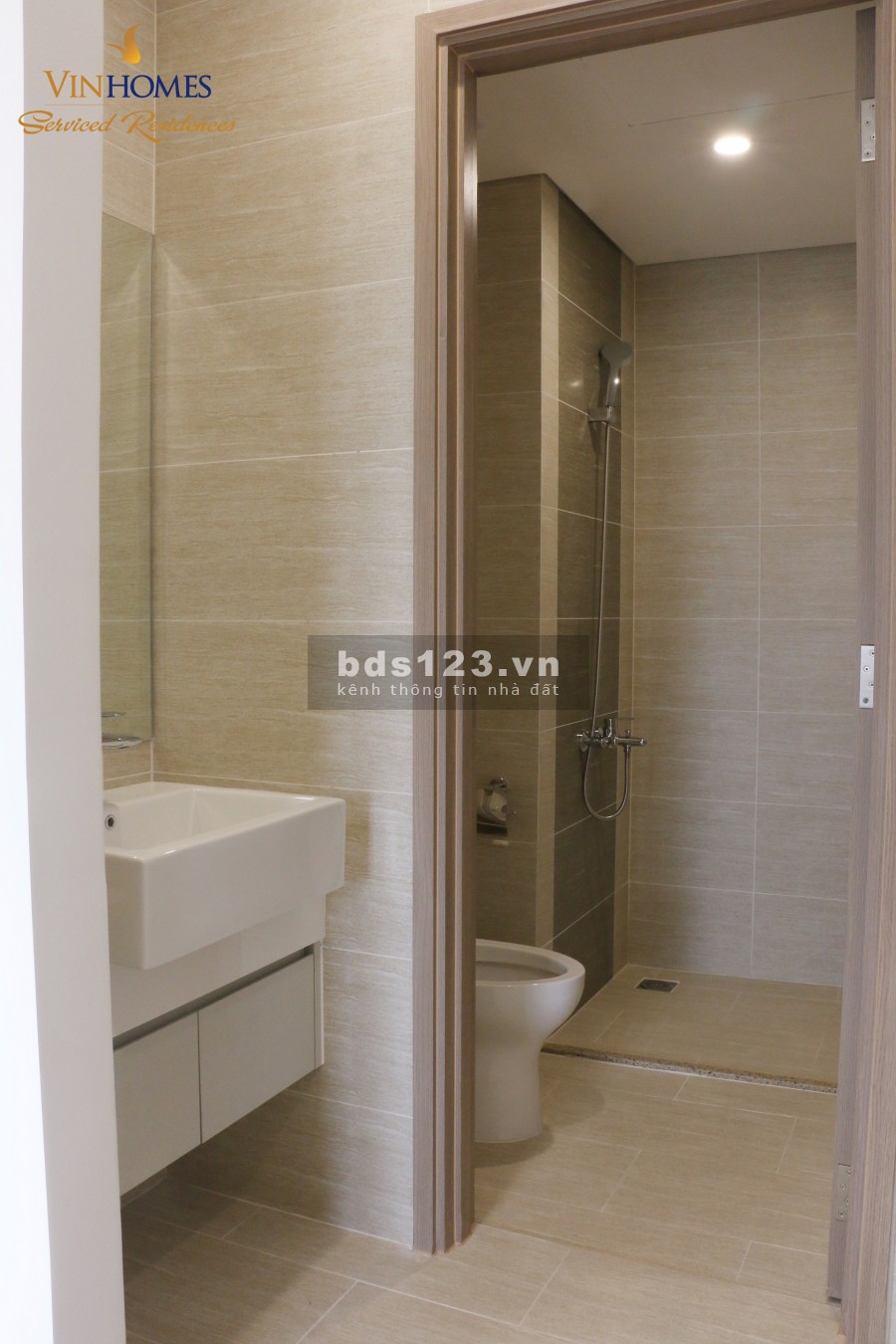 Cho thuê Căn hộ Cao Cấp 2PN1VS tại Vinhomes Smart City, 45m2, 8tr3