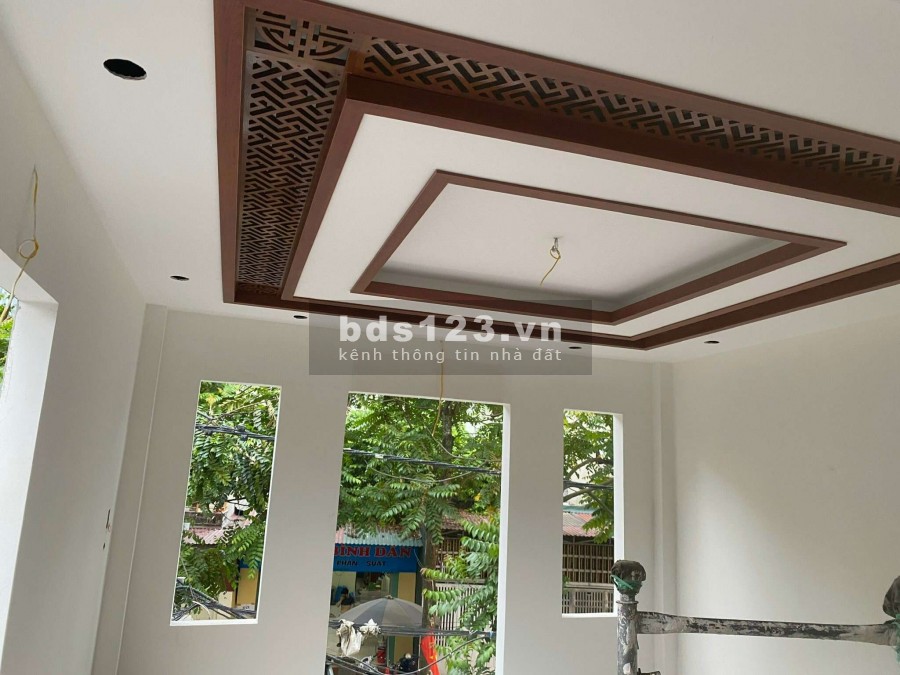 Lô góc, dt 45m2 5 tầng xây mới, vỉa hè rộng tại Thịnh Liệt, giá bán nhỉnh 6 tỷ