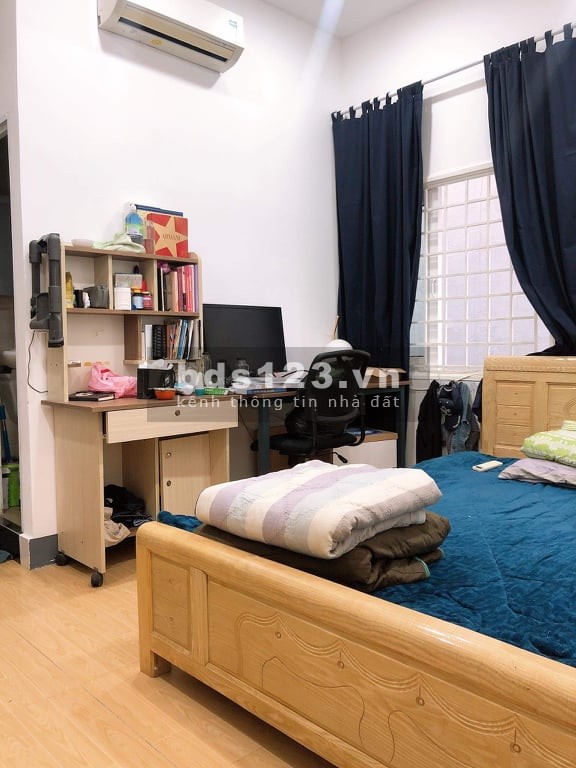 Nhà bán Tân Phú với không gian hiện đại thoải mát, giá cực hấp dẫn, lhcc