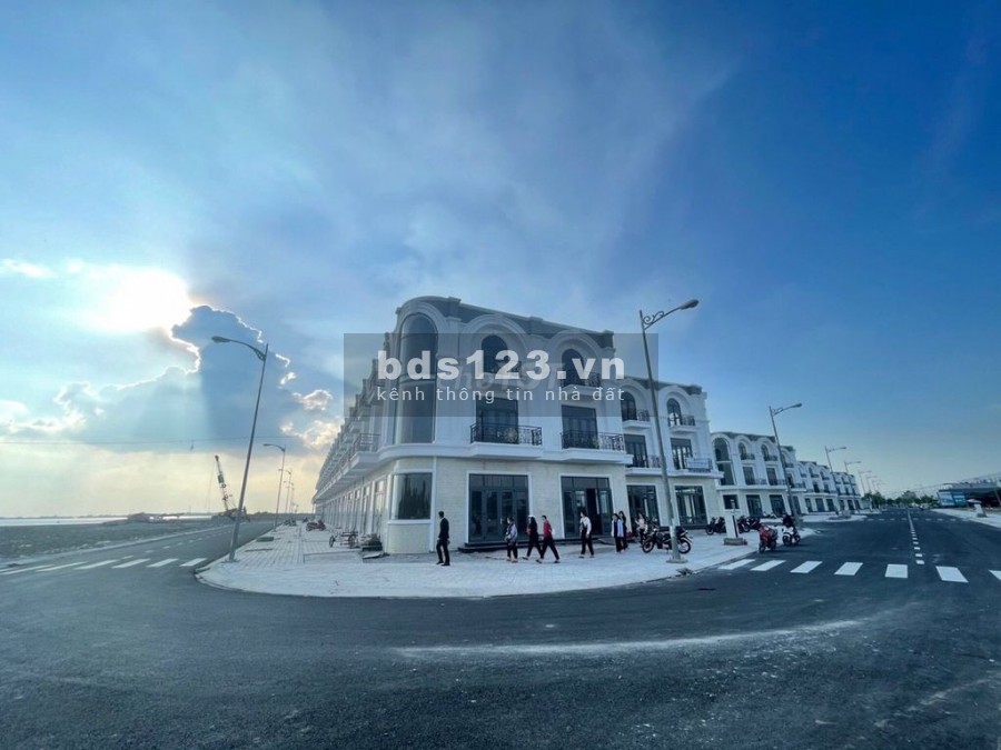 Bán Shophouse Seside KĐT Phú Cường 5x18m Hướng Đông Nam giá chỉ 2.7 tỷ ko thương lượng