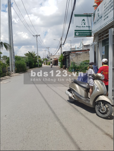 Nhà nguyên căn mặt tiền Thạnh Xuân 14, Buôn bán tốt, giá 6 triệu/tháng