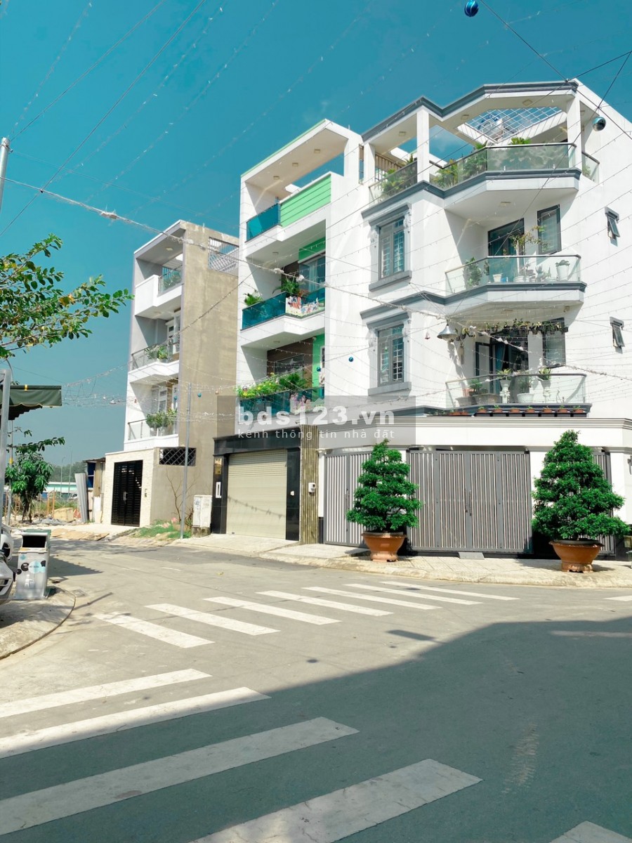 Bán lô góc 7,5x20=150m2 thổ cư 100% liền kề gần Aeon Bình Tân