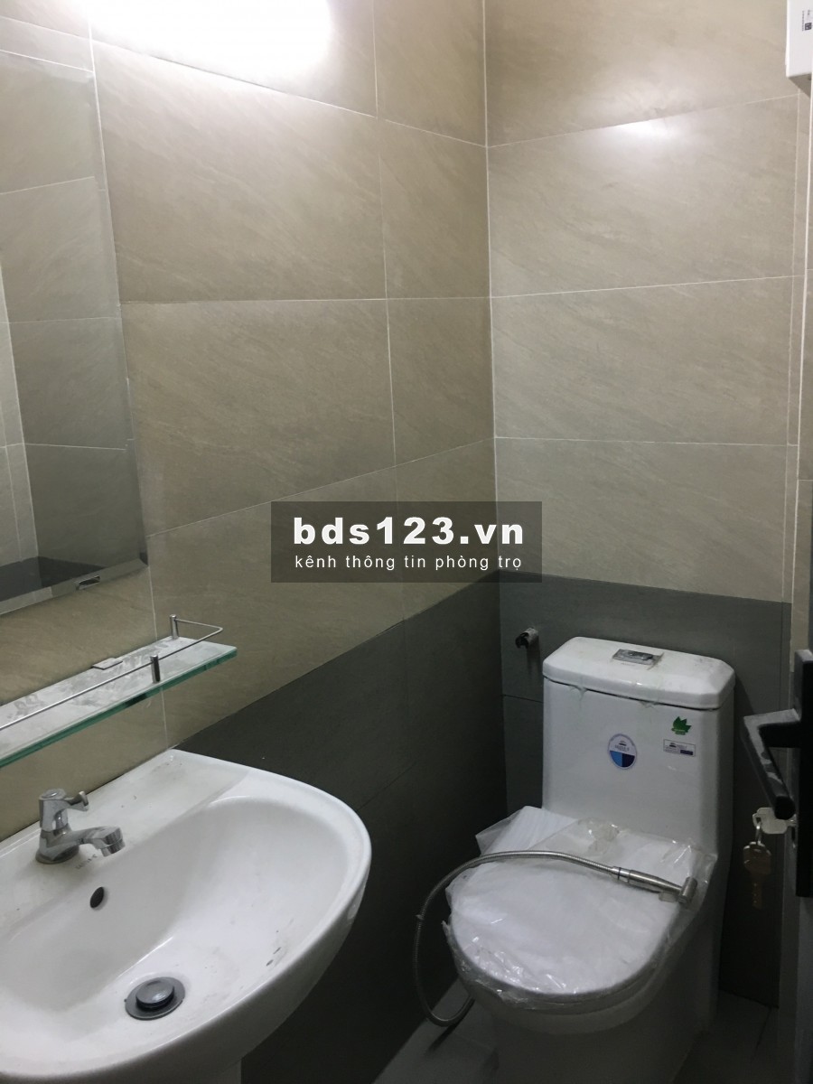 Trống 1 phòng duy nhất - mới xây có gác máy lạnh đối diện ĐH Công Nghiệp 4
