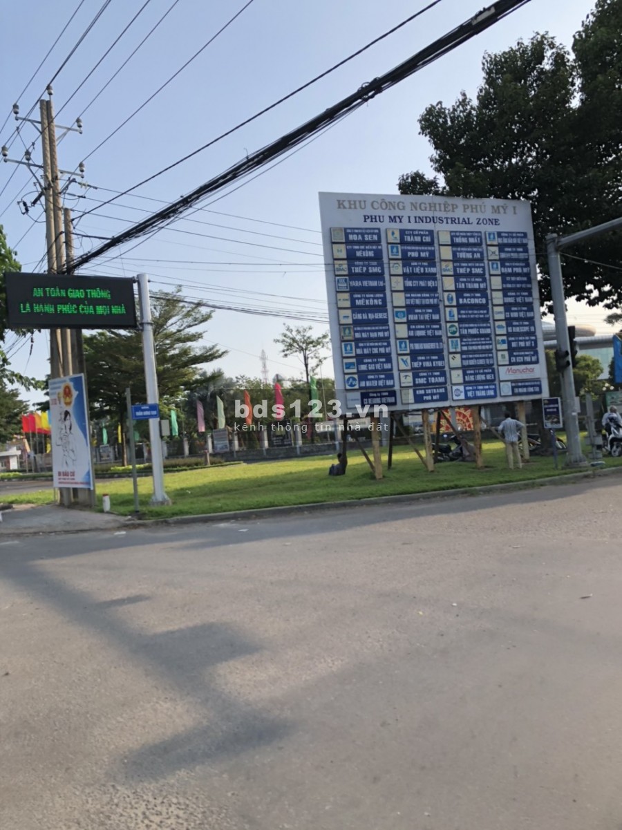 Bán sỉ 9 lô liền kề ngay trung tâm thị xã Phú Mỹ giá chỉ 6.5 triệu/m2