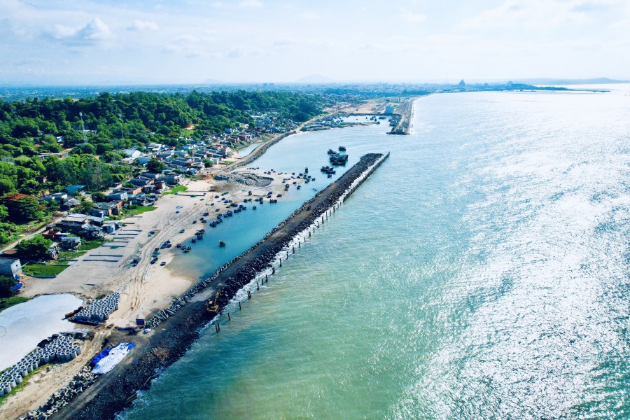 Chính chủ cần bán nhanh lô 100m2 view biển được xây 6 tầng dự án Hamubay Phan Thiết