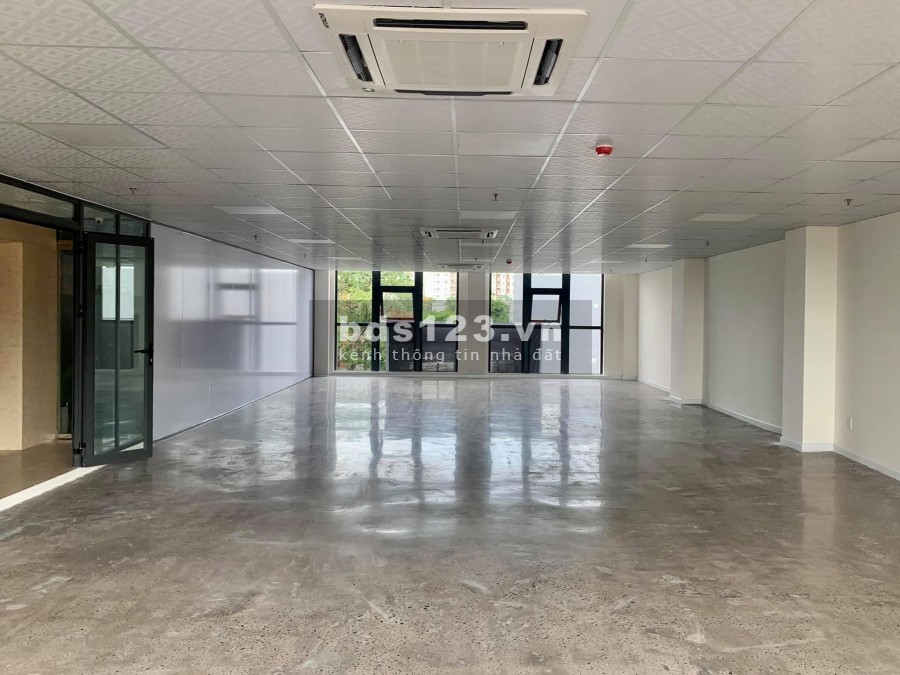 Cho Thuê Nhà Hòa Bình, Quận Tân Phú, DT: 10x20m, Hầm Trệt 3 Lầu