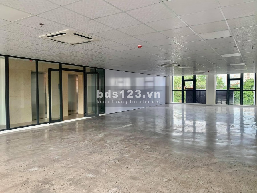 Cho Thuê Nhà Hòa Bình, Quận Tân Phú, DT: 10x20m, Hầm Trệt 3 Lầu