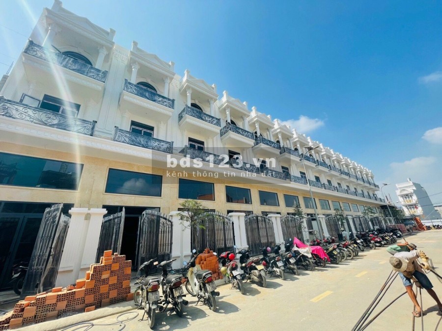 Chính chủ cần bán gấp Nhà phố MT Hà Huy Giáp Q12. 4 lầu, giá ra mùa dịch 5ty1/căn