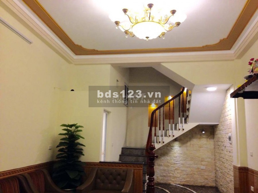 Cho thuê biệt thự mi ni Xuân La, full nội thất, Giá rẻ, siêu đẹp, ngõ ô tô rộng