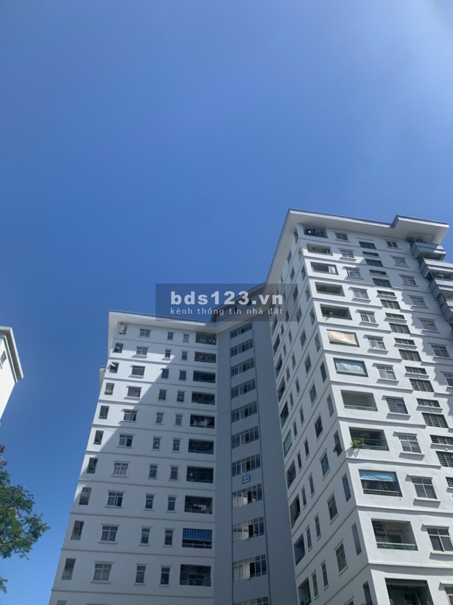 Bán Căn hộ OCT2 Đơn Nguyên 2 Linh Đàm,5 phút ôto lên Vành Đai 3 ,83m2 ,giá 1.78tỷ.