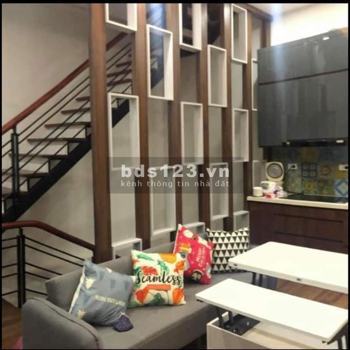 Bán nhà Lạc Long Quân,Hà Nội, Lô Góc, Tự Xây, Kinh Doanh Tốt : 5.05 Tỷ.