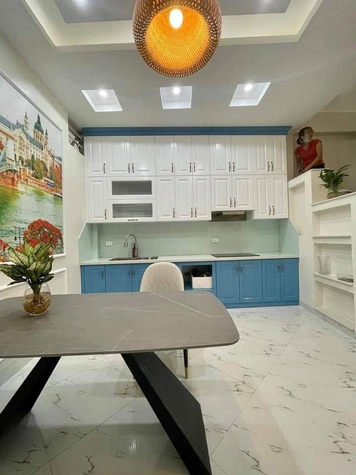 Bán nhà Đông Tác Phạm Ngọc Thạch ngay gần phố dt 55m2 x 4 tầng đẹp long lanh hơn 5tỷ