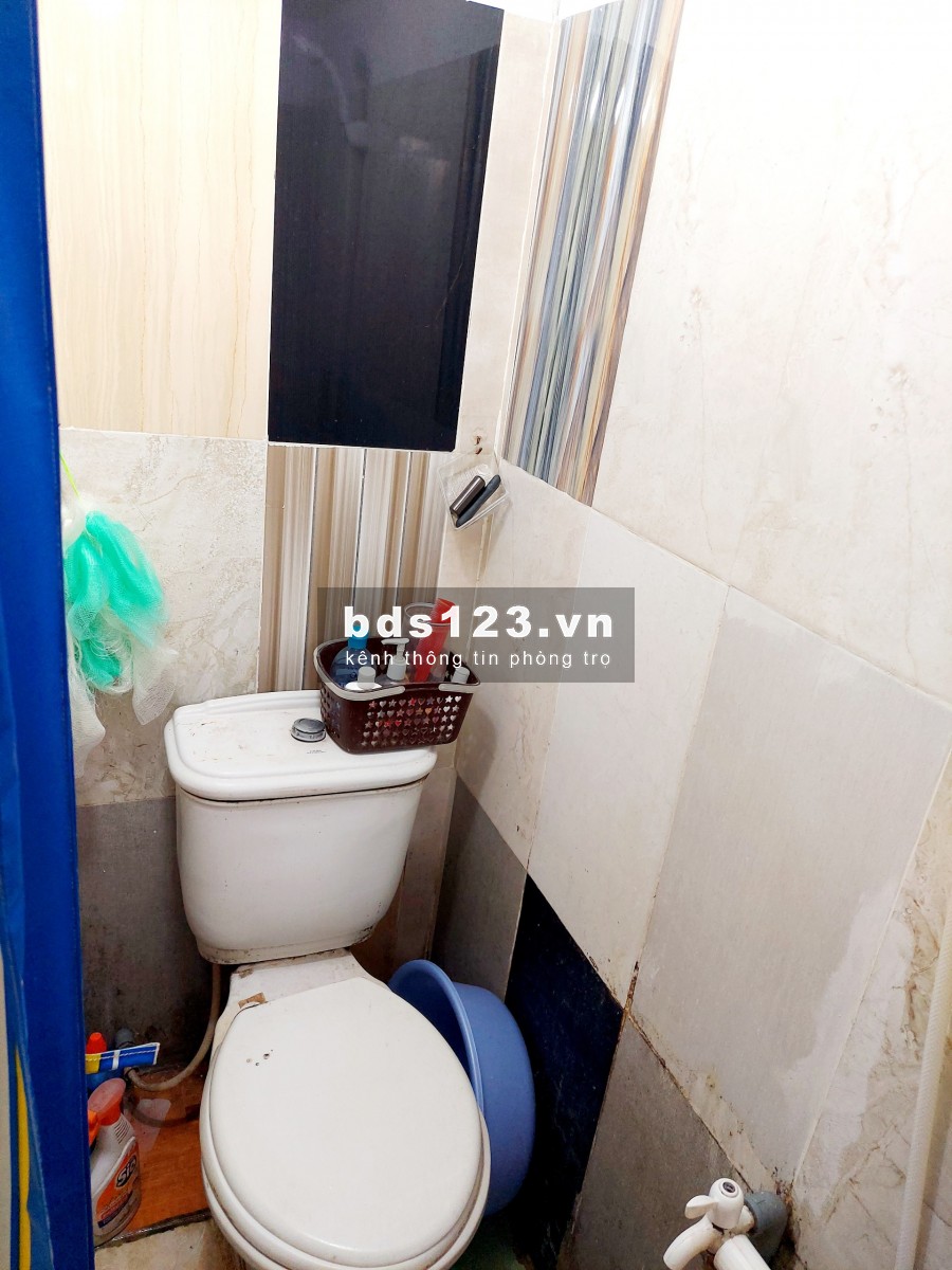 Quận 11 Cho thuê phòng trọ 1tr6 có WC riêng, Cửa sổ, giờ tự do.