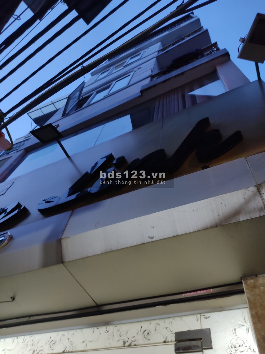 CCần bán gấp nhà tại Lĩnh Nam, Hoàng Mai, Hà Nội, lô góc lh 0963776792