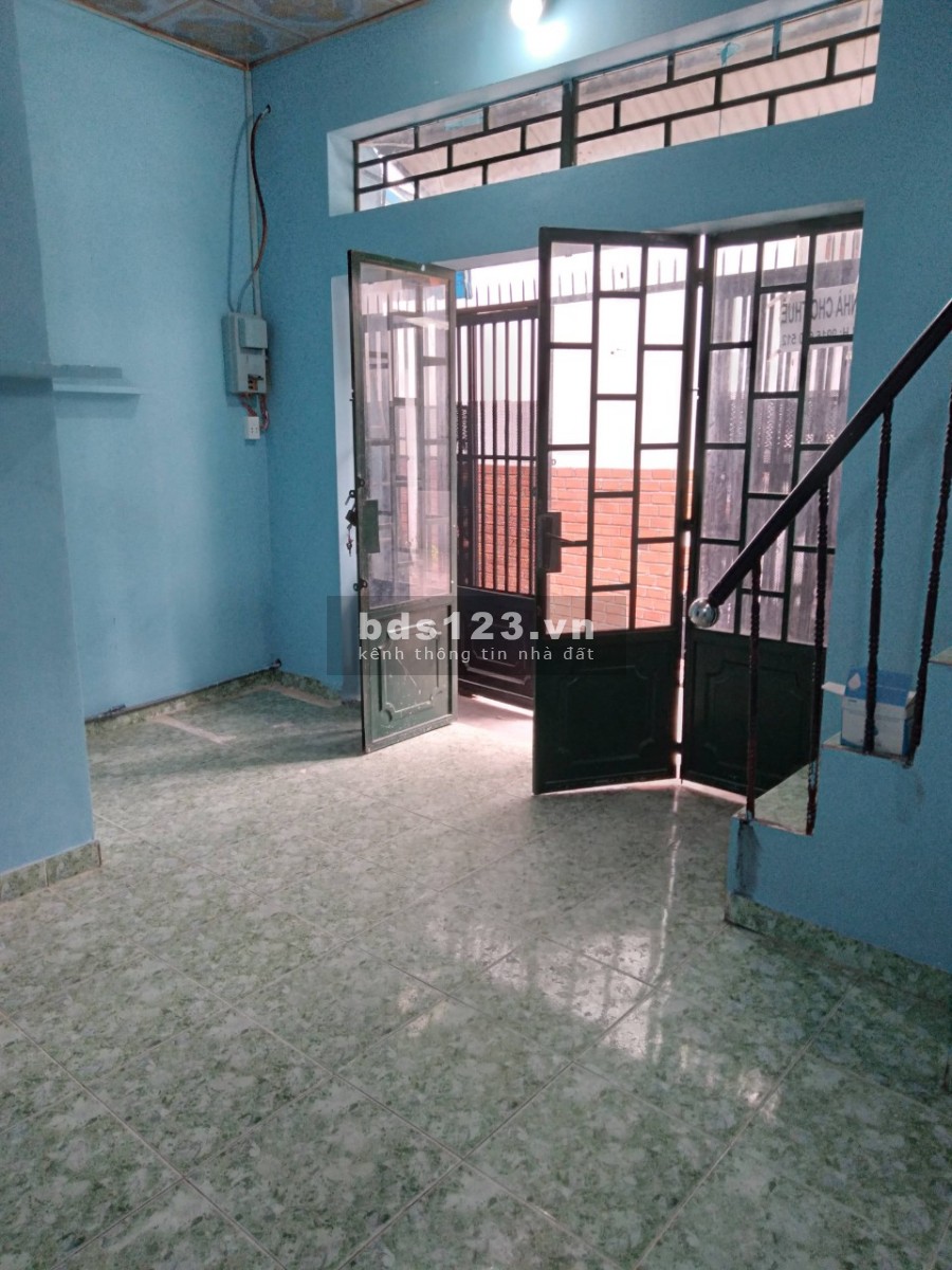 Nhà căn góc Đoàn Giỏi nhà nở hậu, giá chỉ 4.5 triệu/tháng, hàng xóm vui vẻ