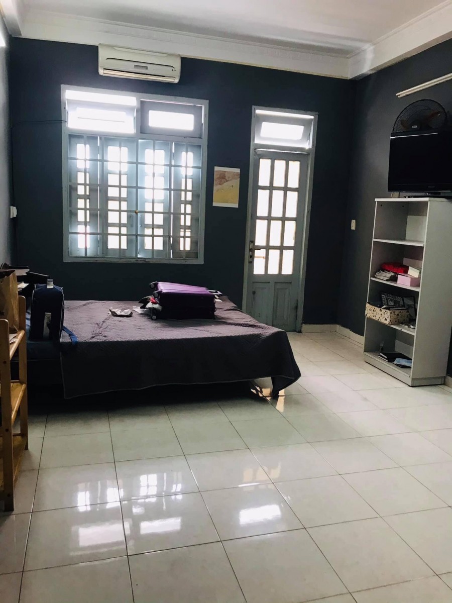 Hẻm xe hơi 1 xẹt, dt 70m2 4 tầng Trương Đăng Quế phường 1 Gò Vấp giá 7,8 tỷ