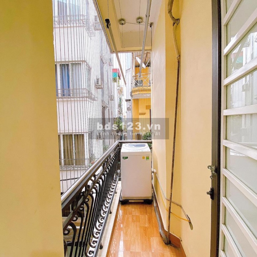 Cần bán nhà Trần Duy Hưng, mặt tiền 3,5m2, diện tích sử dụng 35m2, giá 2.75 tỷ